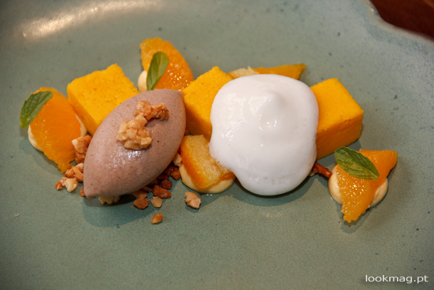 Laranja e amêndoa, gelado, biscoito, curd e emulsão de amêndoa amarga